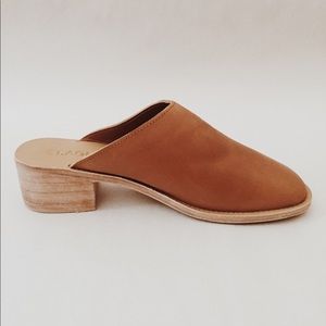 ST. AGNI Berta Mule in Vintage Tan
